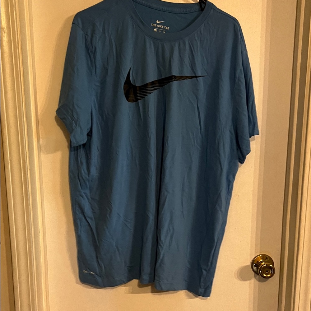 Nike Men's Short Sleeve Tee in Blue with Black Logo💫Friday Sale